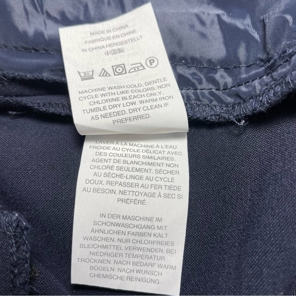 J. Crew Cropped Pants Slim Corpcore Four Seasons Navy Viscose Women’s Size 2 - Picture 11 of 12